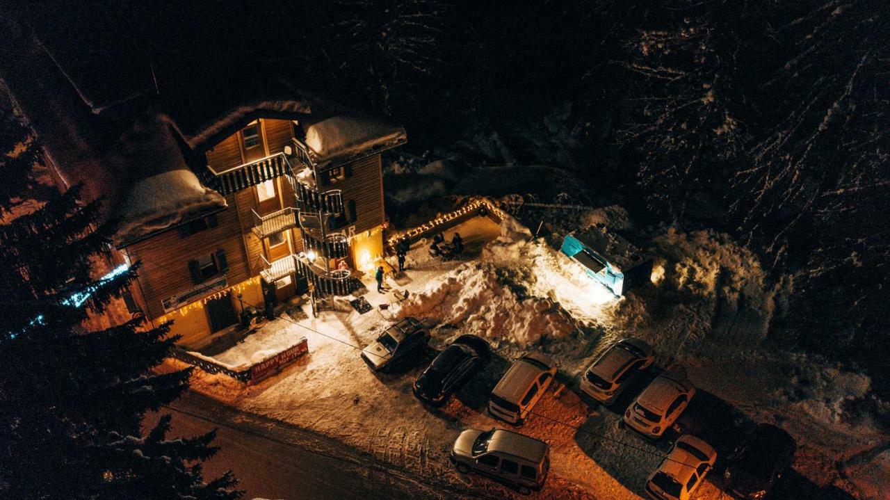 1861 Chatel Hostel Екстериор снимка